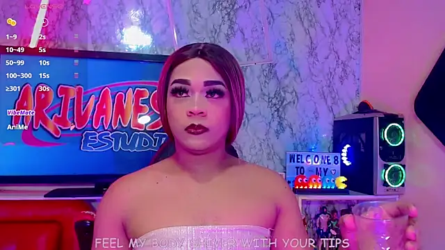 cristal villael  online show from February 23, 11:42 am