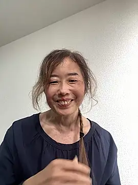 hanaworld online show from May 6, 10:25 pm