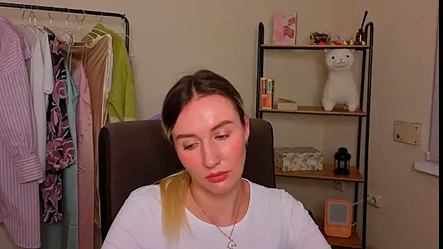 AshleyySchwartz online show from February 19, 2:38 pm