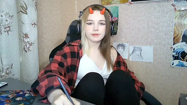 MilaTyan online show from April 18, 7:07 pm