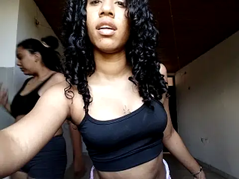 DinokoAndKimcyci online show from April 1, 4:15 pm