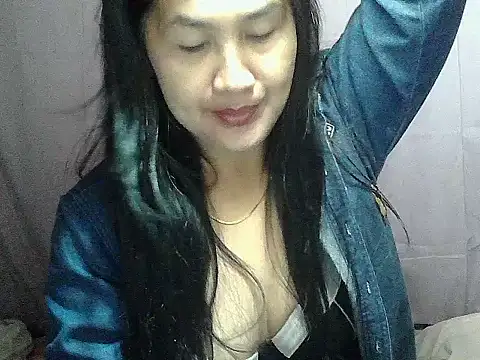Sh1nbae22 online show from August 1, 10:23 pm