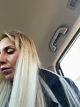 LisaMurr online show from April 17, 10:06 am