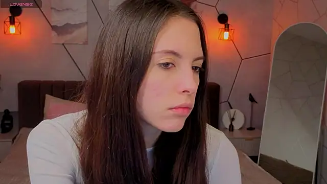 elise robbie online show from March 30, 1:05 am