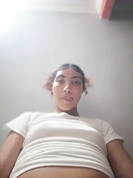 MeMore 44 online show from March 21, 5:45 am