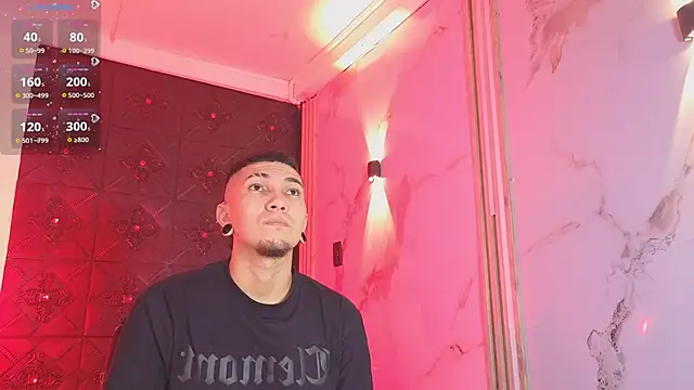 Logan and Reachel online show from April 9, 6:57 pm