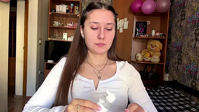 poly princess online show from March 9, 9:12 am