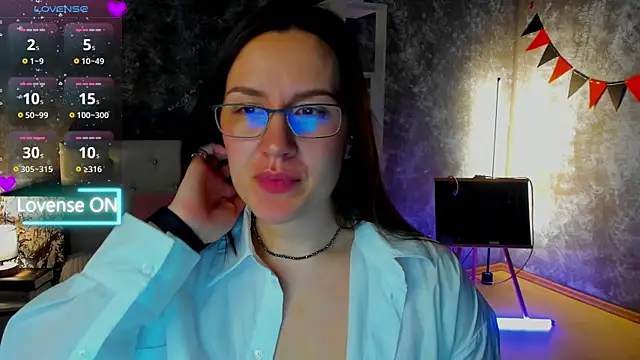 asti bubbles online show from April 14, 1:05 am