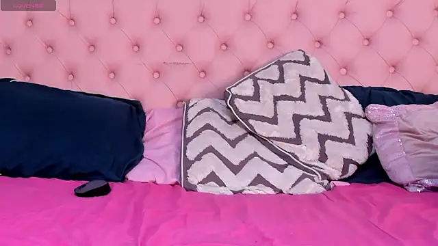 ZeynepYilmaz online show from March 17, 6:17 am