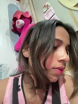 its anuuu online show from February 25, 7:01 pm