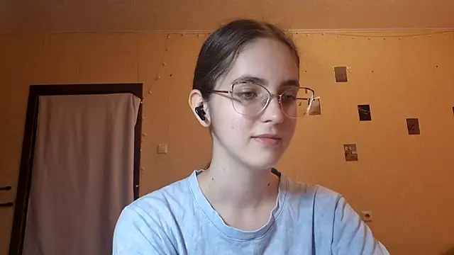 Katelemon online show from July 5, 2:23 pm
