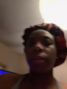 shegetthabag online show from March 1, 10:04 am