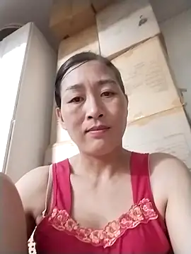 lris-Beauty77 online show from April 1, 3:09 pm