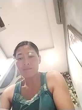 lris-Beauty77 online show from February 25, 3:21 pm