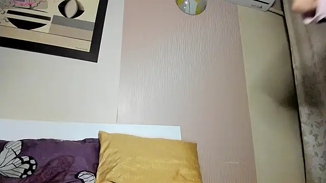 PureBlisss  online show from March 5, 8:15 pm