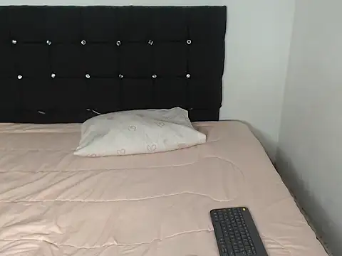 ani carolina online show from March 5, 5:14 am