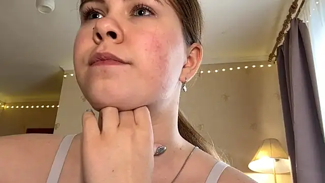 Amy Maev online show from May 4, 1:15 pm