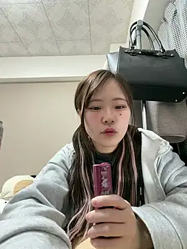 cham 0120 online show from March 2, 11:06 am