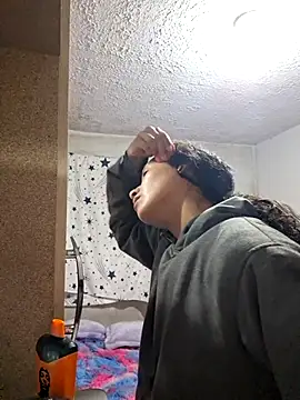 keylatiff online show from March 12, 12:35 am