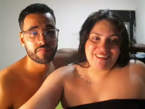 lia and cris online show from February 27, 2:00 am