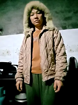 elen8800 online show from March 4, 11:11 pm