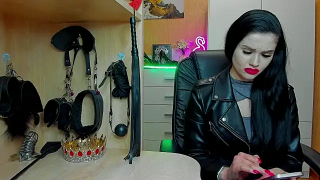 KristiTopxx online show from April 15, 7:58 pm