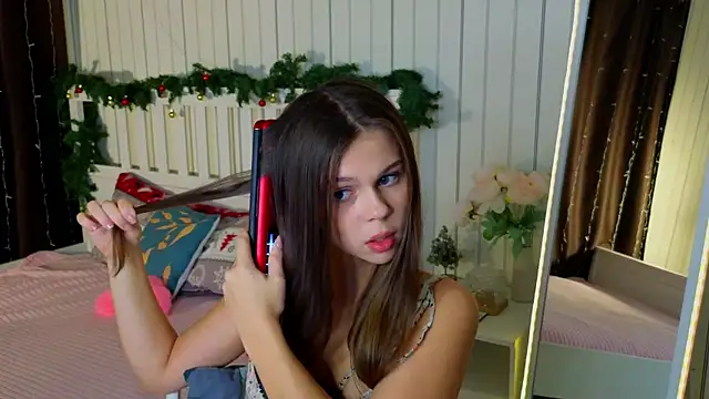 EarthaLevra online show from March 6, 9:21 pm