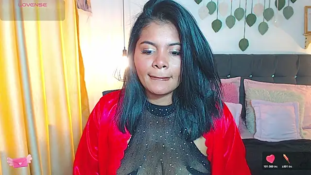 Emma hassani online show from March 28, 2:49 pm