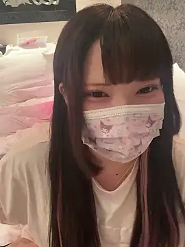 Snapshot of miruku_hosii chatting on July 6, 11:15 am miruku hosii online show from July 6, 11:15 am