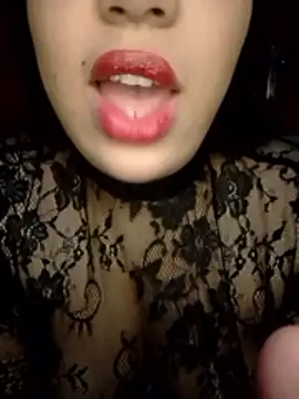 madleen Mm online show from March 9, 8:34 pm