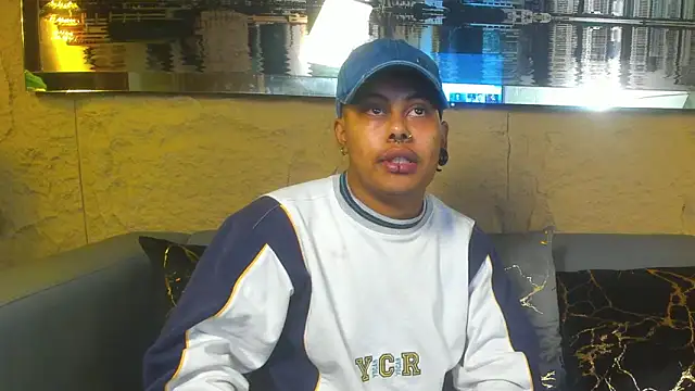 Noha  scott online show from April 5, 2:49 pm