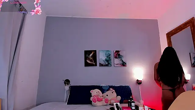 KimTaylorW online show from June 22, 3:25 am