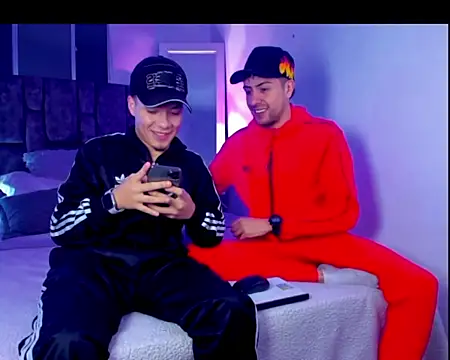 alex and christhoper online show from February 28, 1:38 am