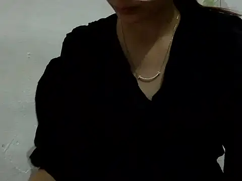sexy liciy online show from May 6, 6:01 pm