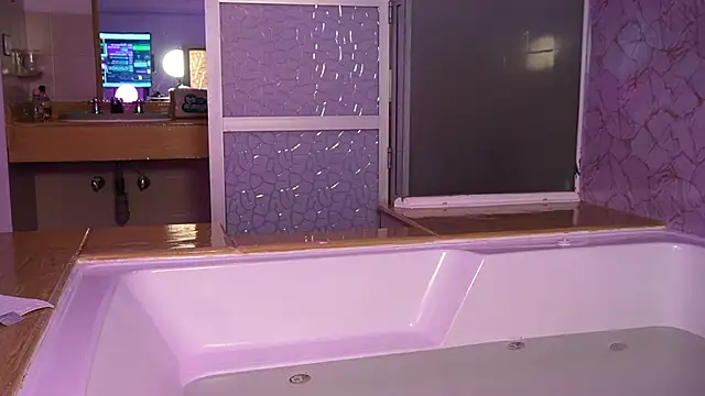 Petitte Mussa online show from April 11, 6:30 am