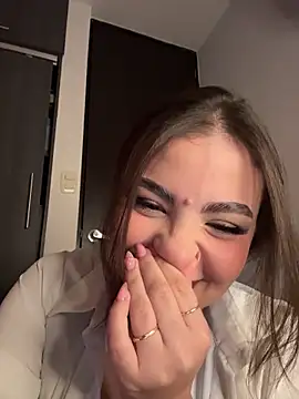 SamanthaValmont online show from July 2, 3:23 am