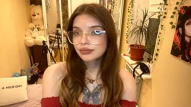 TracyDenoon online show from February 27, 5:46 pm