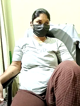 sexyladdupilla online show from March 17, 11:25 am