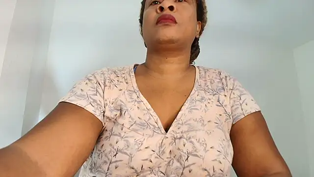 luxy benet online show from March 16, 9:24 am