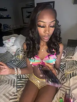 Loopsies online show from April 22, 5:21 pm