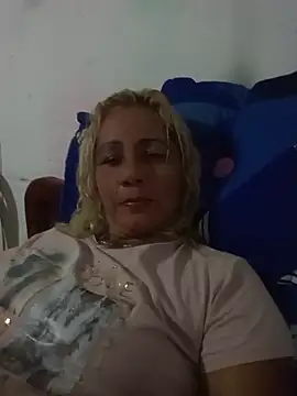 Lamonita05 online show from April 17, 4:09 pm