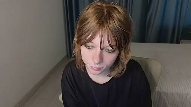MollySally online show from July 1, 4:23 am