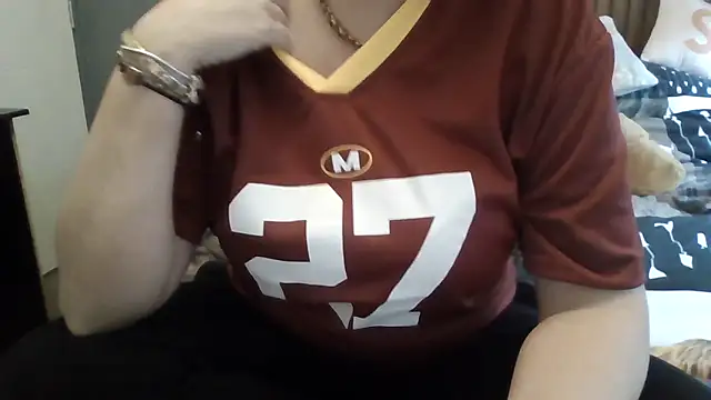 StaceyXOXO online show from March 26, 5:15 pm