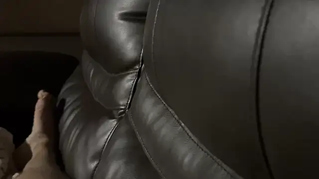 helovesanalbicouple online show from March 4, 10:33 am