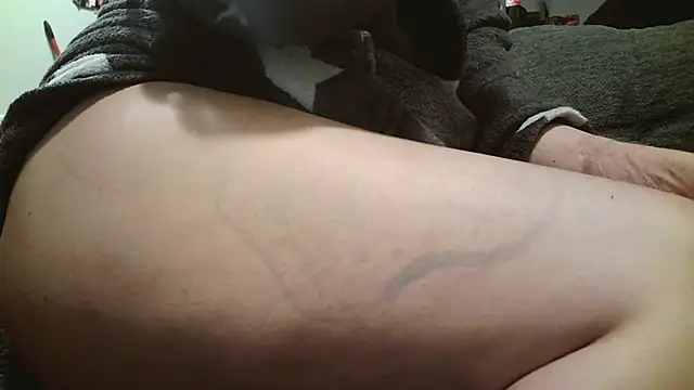 notmyfrogbro online show from April 27, 6:21 am