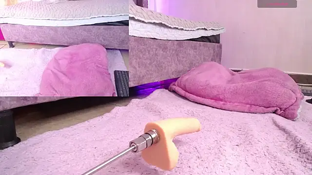 Amara Davis1 online show from April 4, 5:06 am