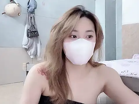 Ellie8386 online show from May 14, 3:51 pm