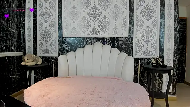 AngelinaAustin online show from March 26, 12:51 pm