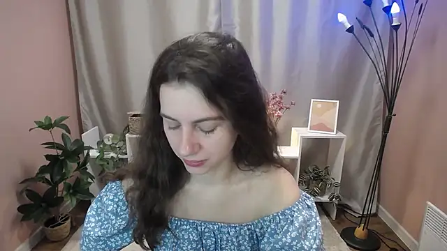 MistyBree online show from July 3, 7:47 am