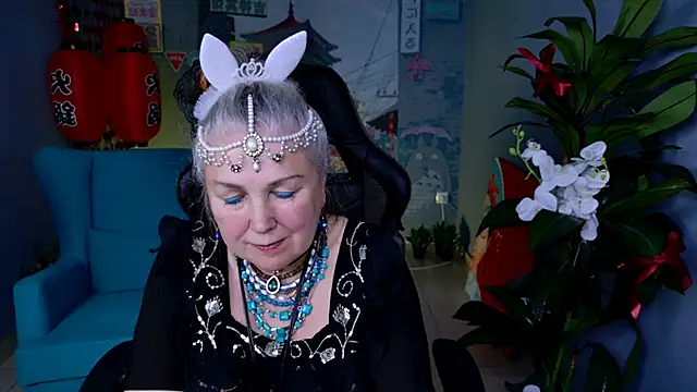 LilaMaharani online show from April 4, 2:05 pm